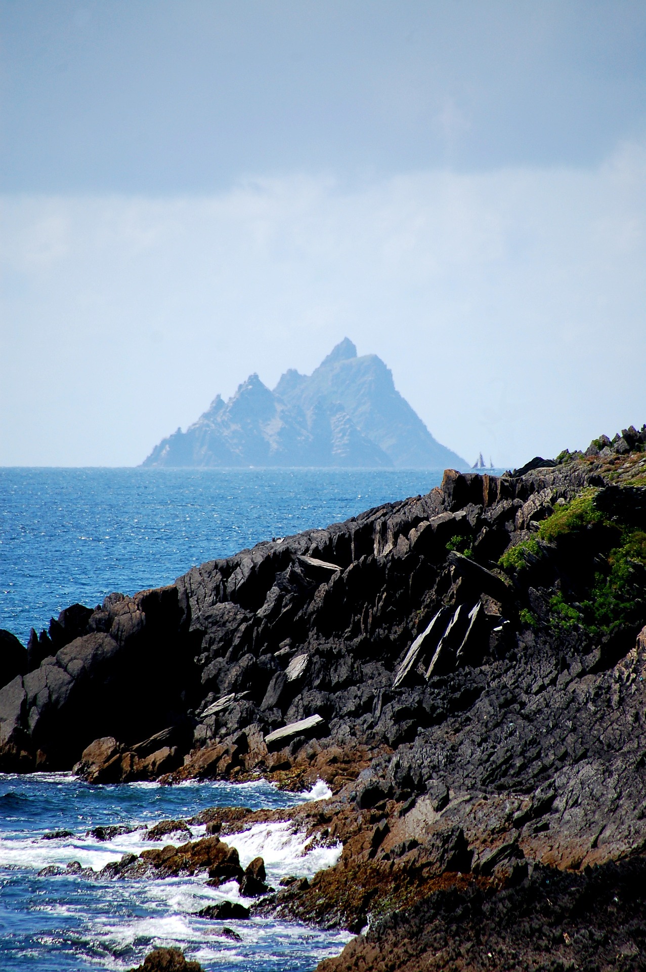 Skellig micheal and Skellig Ring on the ring of kerry.